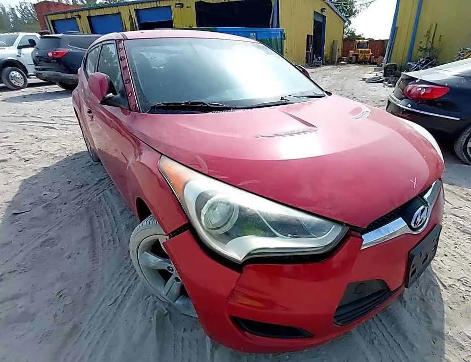 2012 Hyundai Veloster - Image 8 of 9