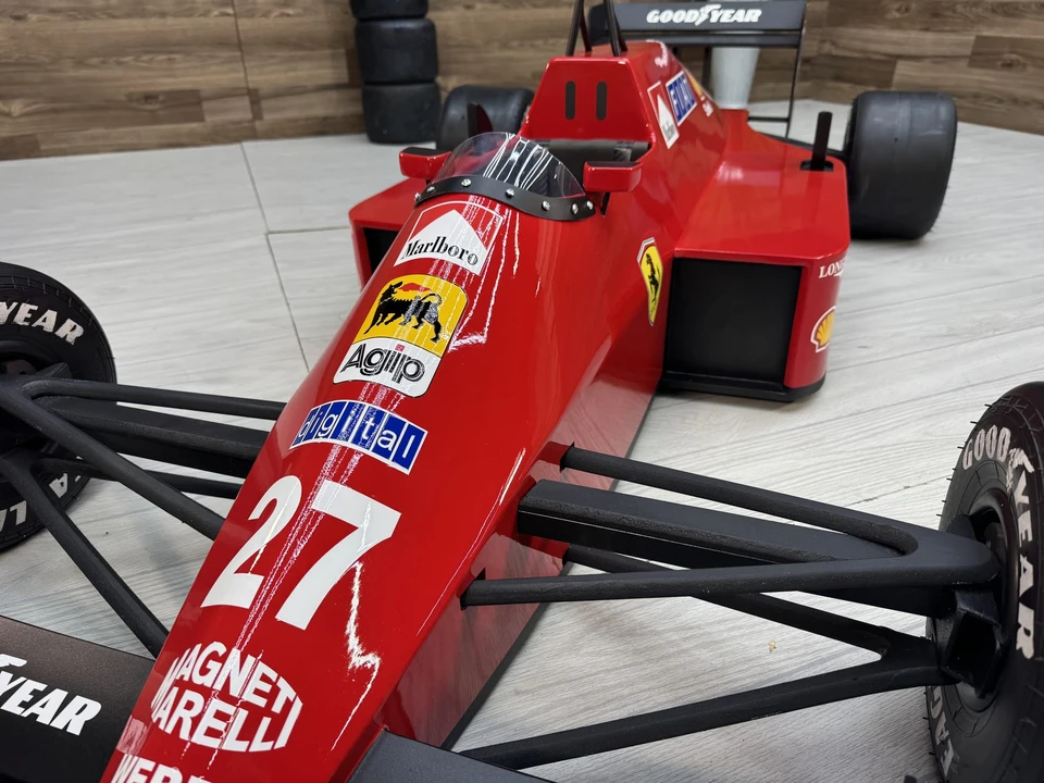 Parts & Memorabilia Scale Models - Image 12 of 31