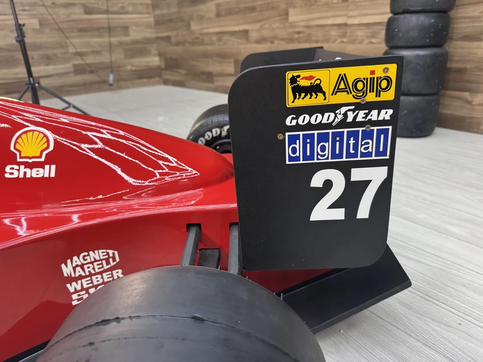 Parts & Memorabilia Scale Models - Image 29 of 31