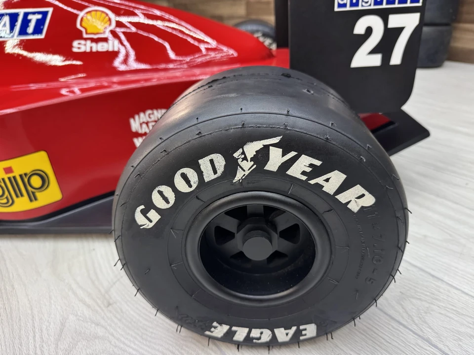 Parts & Memorabilia Scale Models - Image 28 of 31