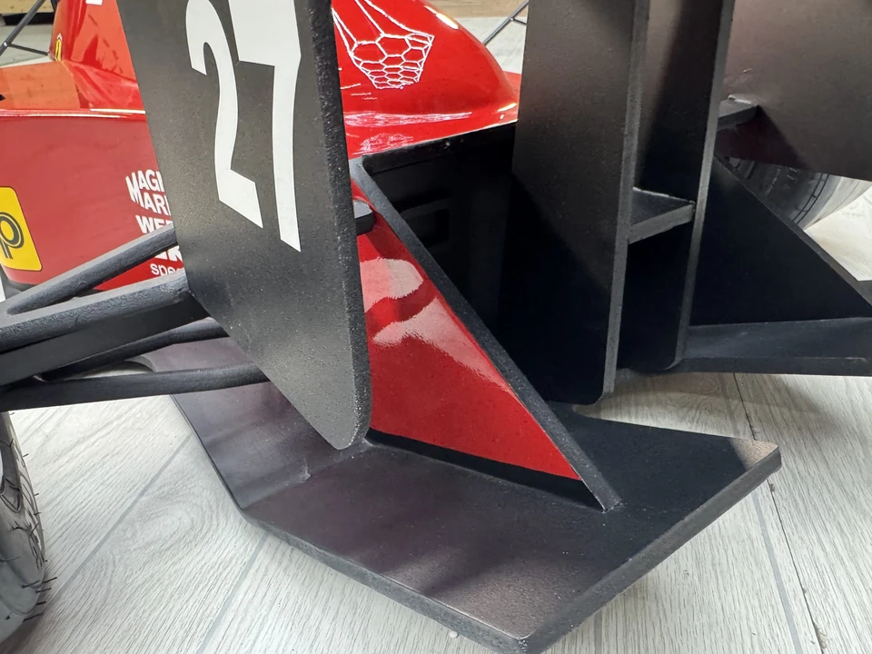 Parts & Memorabilia Scale Models - Image 31 of 31