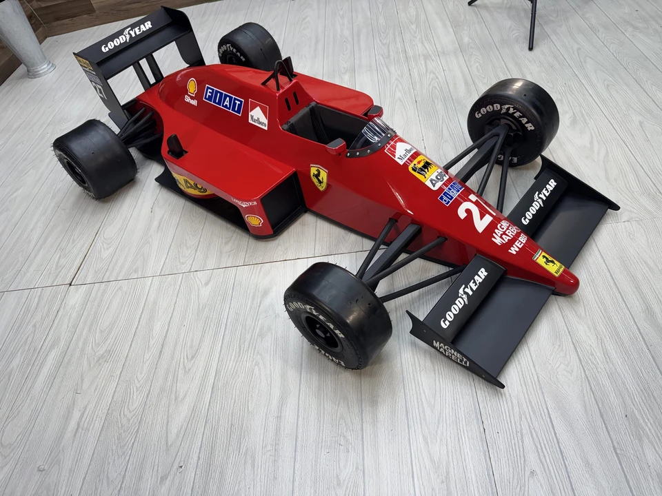 Parts & Memorabilia Scale Models - Image 6 of 31
