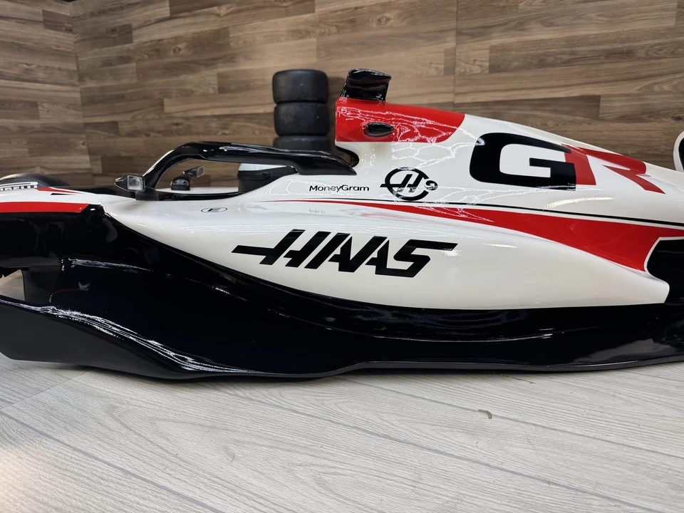 Parts & Memorabilia Scale Models - Image 22 of 31