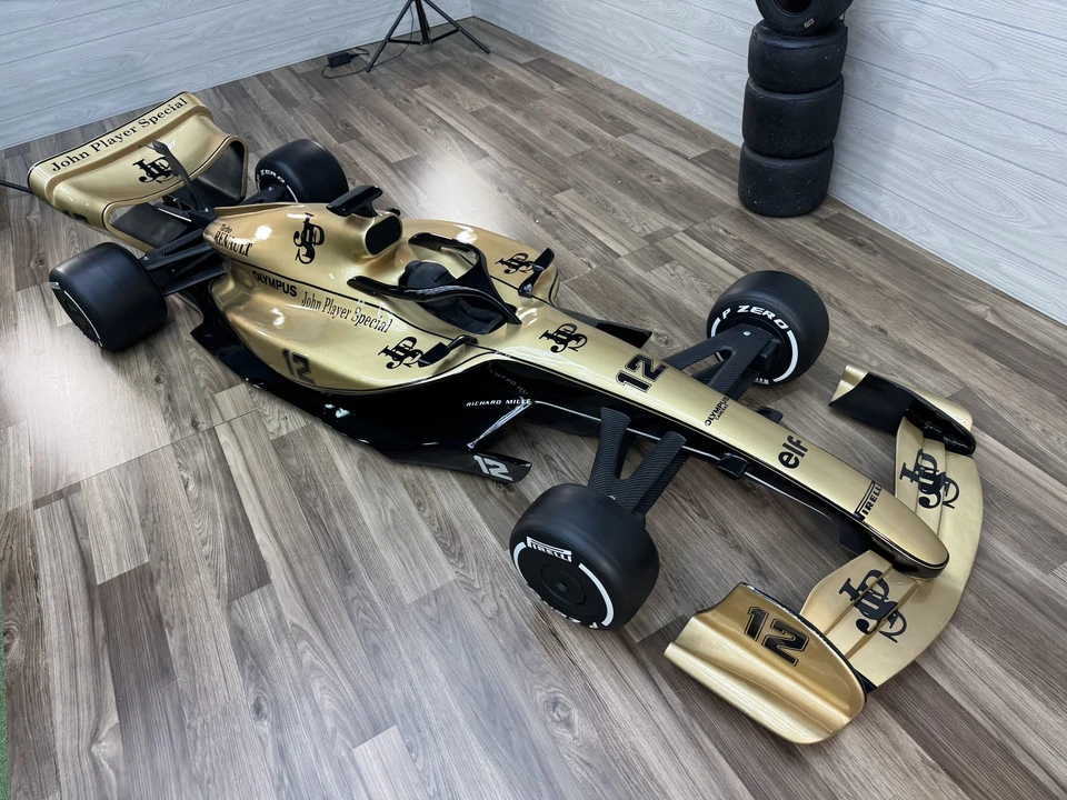 Parts & Memorabilia Scale Models - Image 11 of 31