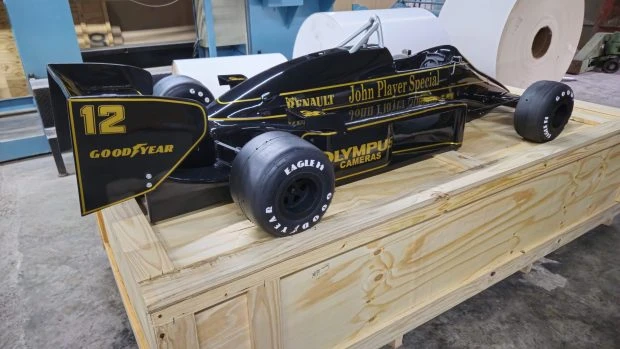Parts & Memorabilia Scale Models - Image 2 of 5