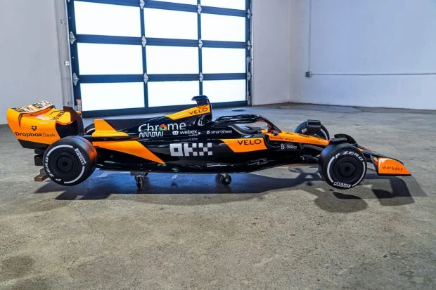 Parts & Memorabilia Scale Models - Image 4 of 4
