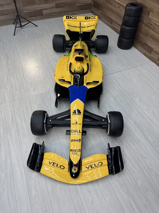 Parts & Memorabilia Scale Models - Image 11 of 31