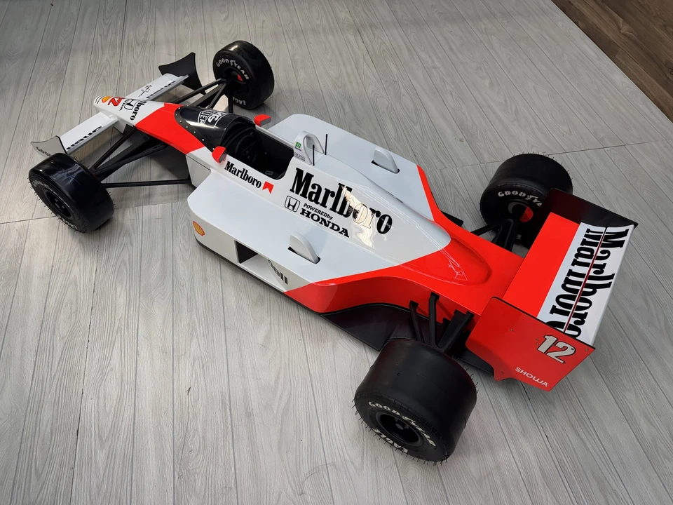Parts & Memorabilia Scale Models - Image 8 of 31