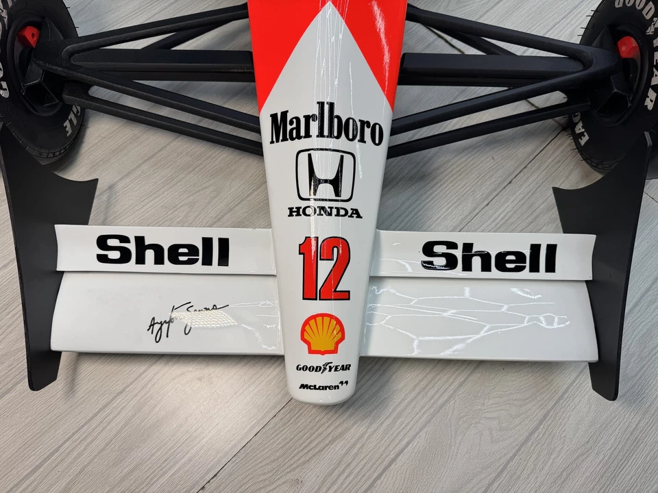 Parts & Memorabilia Scale Models - Image 14 of 31
