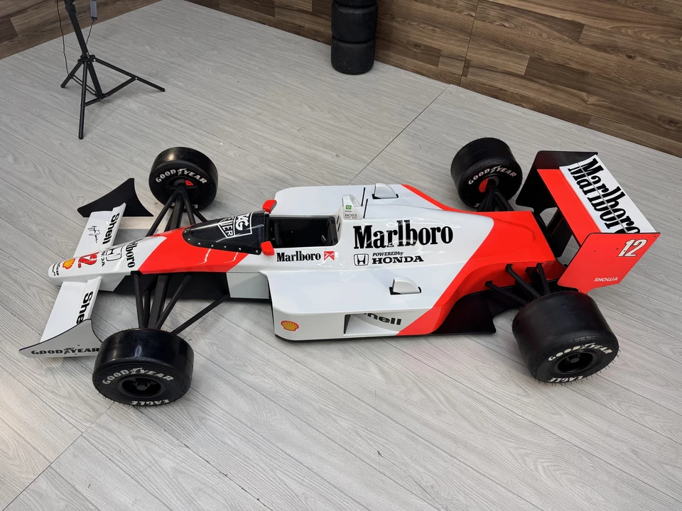 Parts & Memorabilia Scale Models - Image 6 of 31