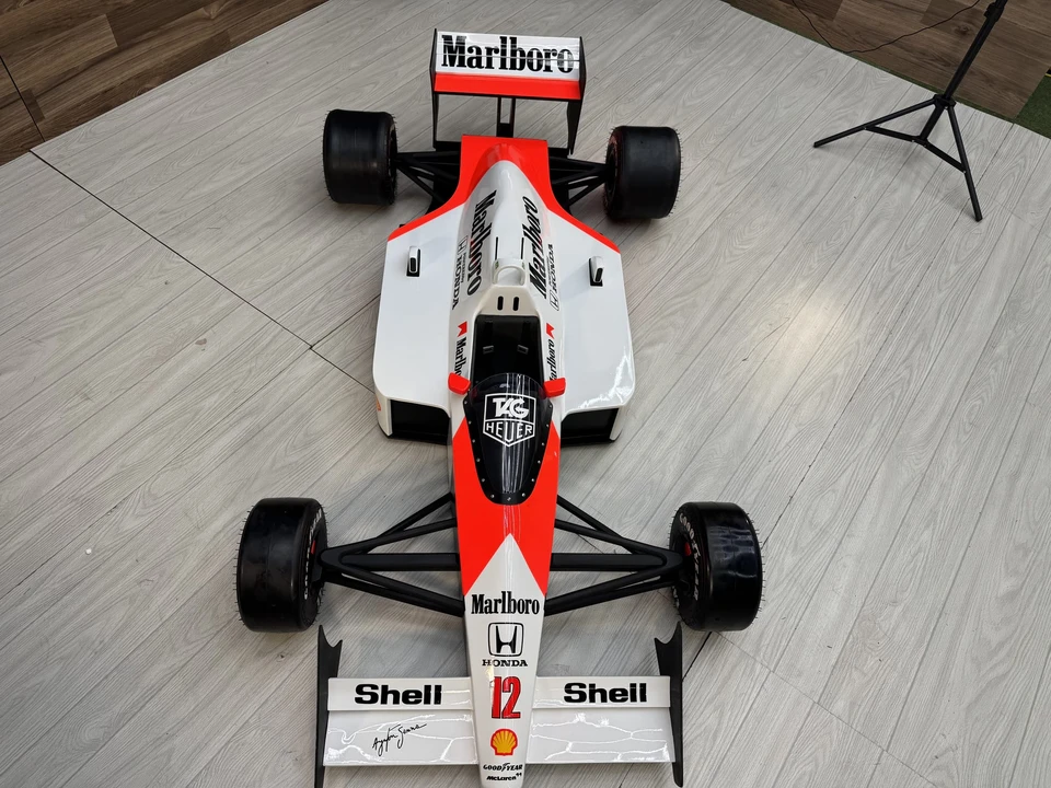 Parts & Memorabilia Scale Models - Image 14 of 31