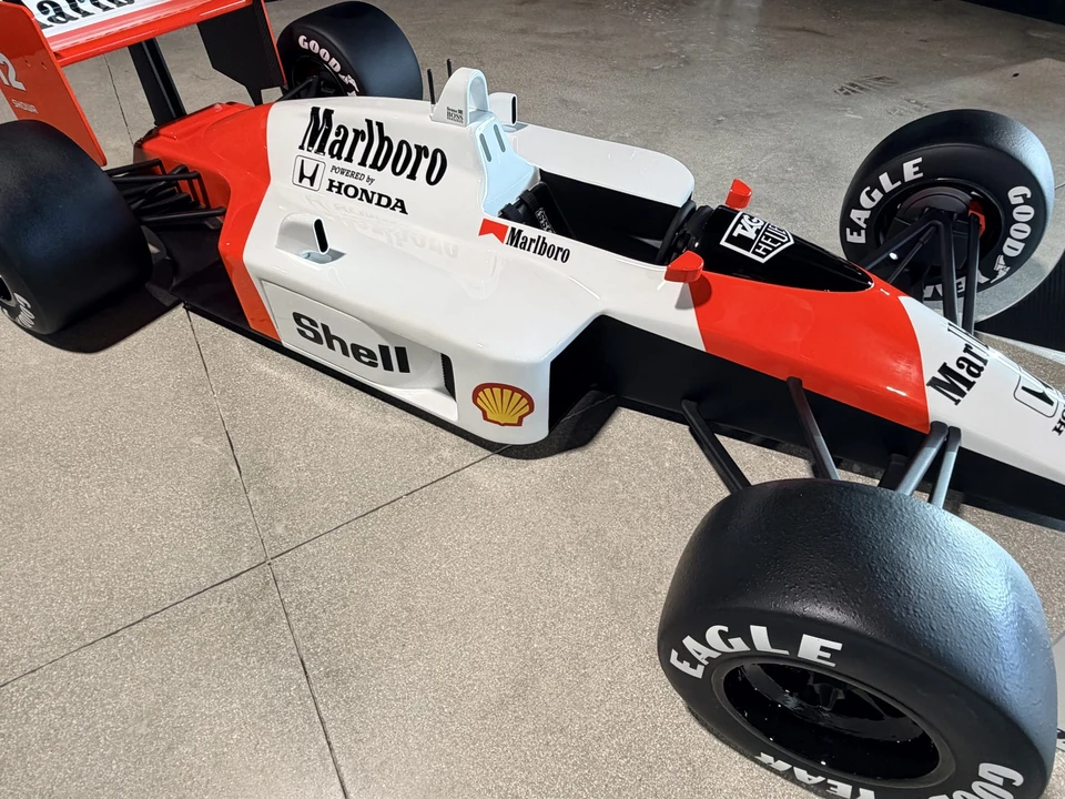 Parts & Memorabilia Scale Models - Image 10 of 20