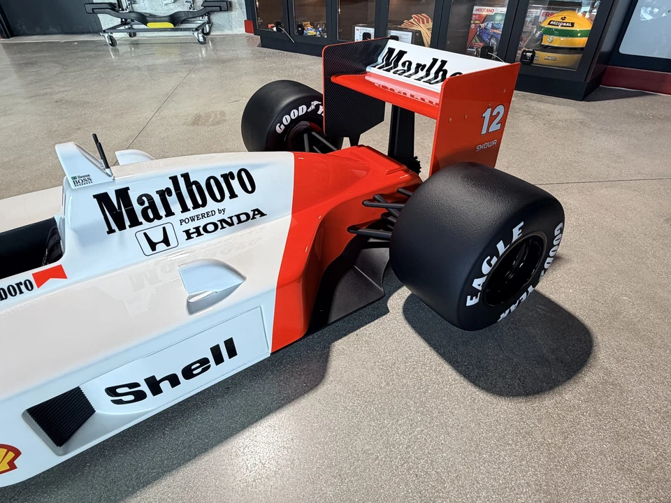 Parts & Memorabilia Scale Models - Image 8 of 20