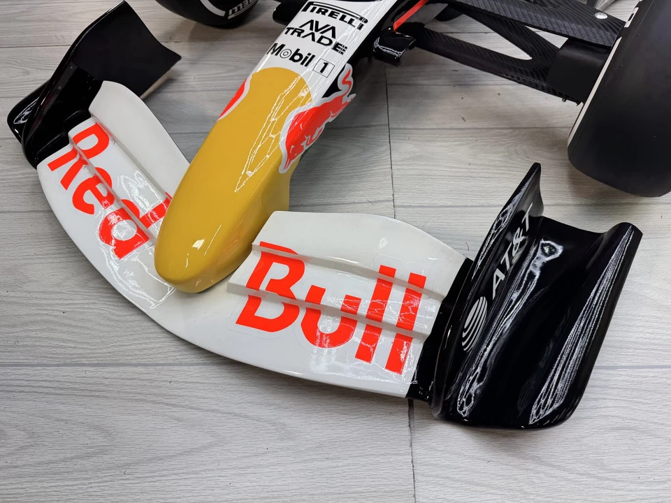 Parts & Memorabilia Scale Models - Image 15 of 31