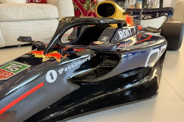 Parts & Memorabilia Scale Models - Image 3 of 4