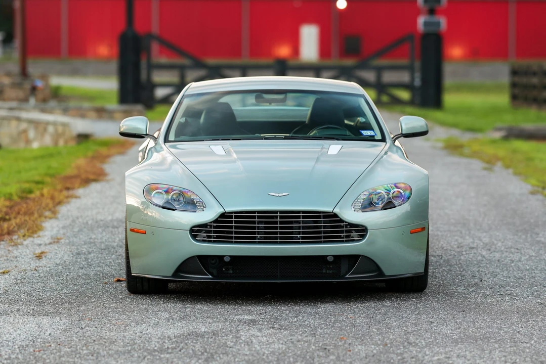 2012 Aston Martin V8 Vantage (2006-2017) - Image 22 of 31
