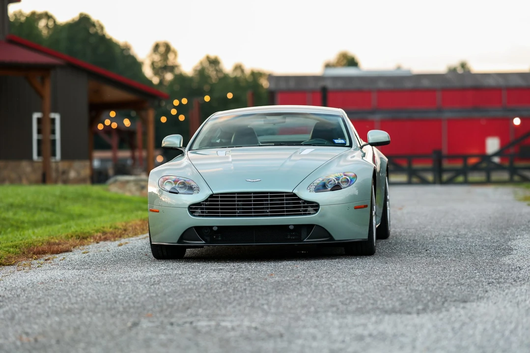 2012 Aston Martin V8 Vantage (2006-2017) - Image 21 of 31