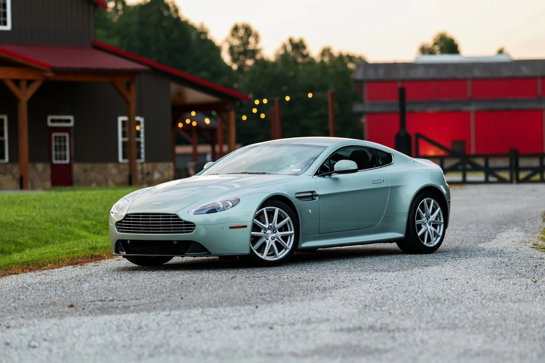 2012 Aston Martin V8 Vantage (2006-2017) - Image 5 of 31