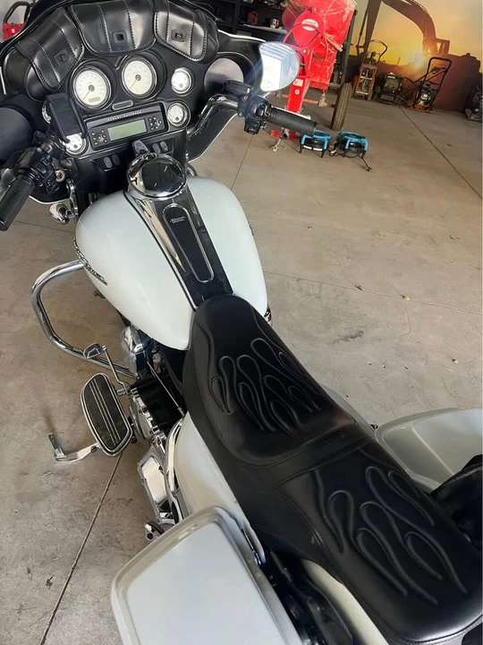 Harley-Davidson - Image 4 of 8
