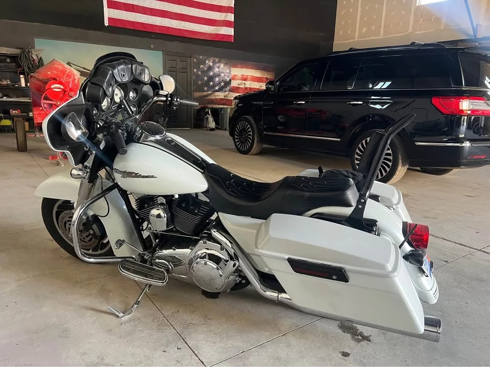 Harley-Davidson - Image 6 of 8