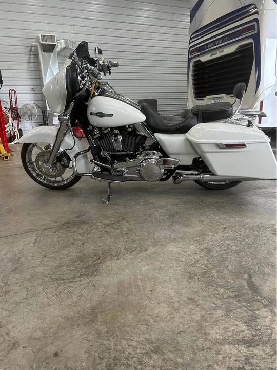 2020 Harley-Davidson Touring Milwaukee-Eight - Image 2 of 6