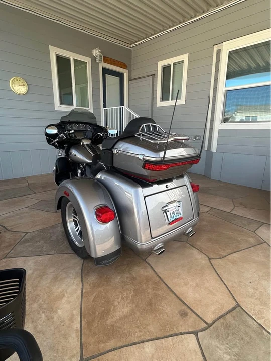 Harley-Davidson Touring - Image 6 of 6