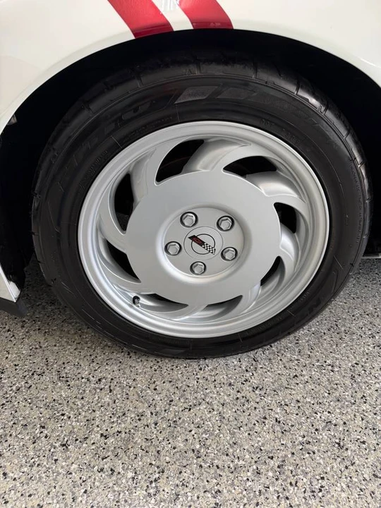1992 Chevrolet Corvette C4 - Image 16 of 20