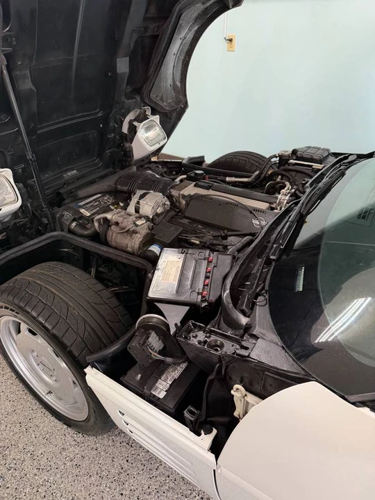 1992 Chevrolet Corvette C4 - Image 18 of 20