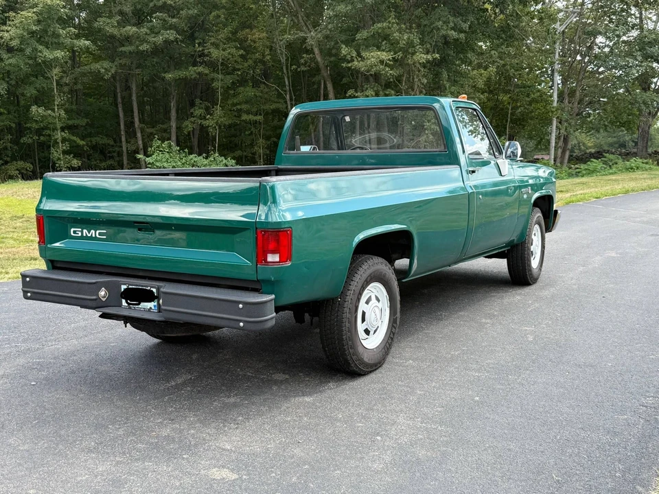 1985 GMC Sierra - Image 2 of 11