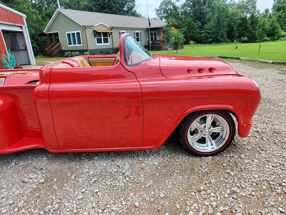 1956 Chevrolet Task Force - Image 29 of 31