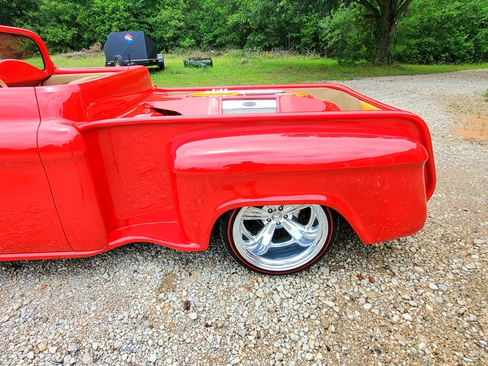 1956 Chevrolet Task Force - Image 25 of 31
