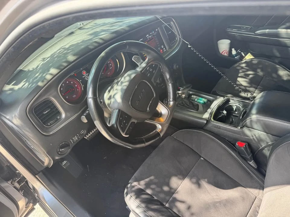 2016 Chrysler 300 (2005-2023) - Image 4 of 9