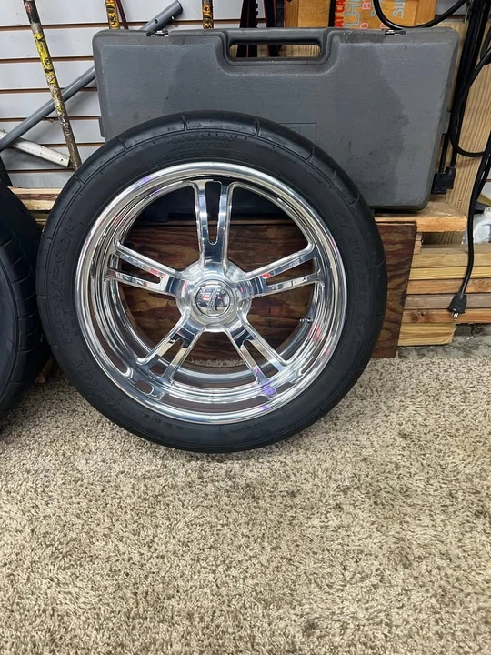 2016 Parts & Memorabilia Other Wheels - Image 2 of 7