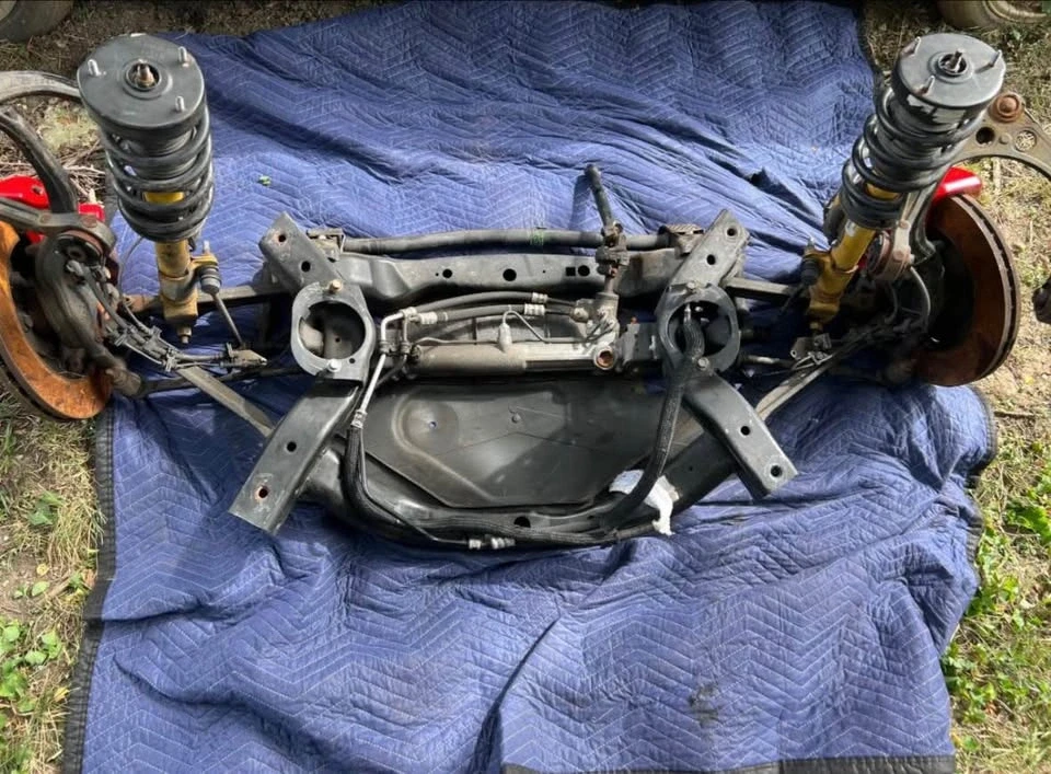 Parts & Memorabilia Mechanical Components - Image 2 of 2