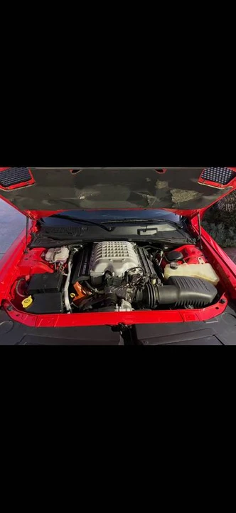 2015 Dodge Challenger SRT Hellcat 3rd Gen - Image 4 of 9
