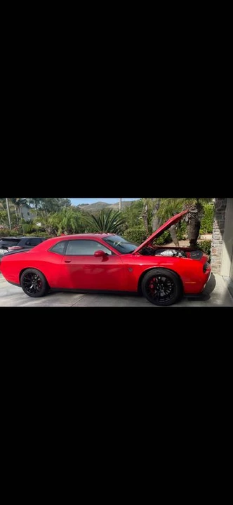2015 Dodge Challenger SRT Hellcat 3rd Gen - Image 7 of 9