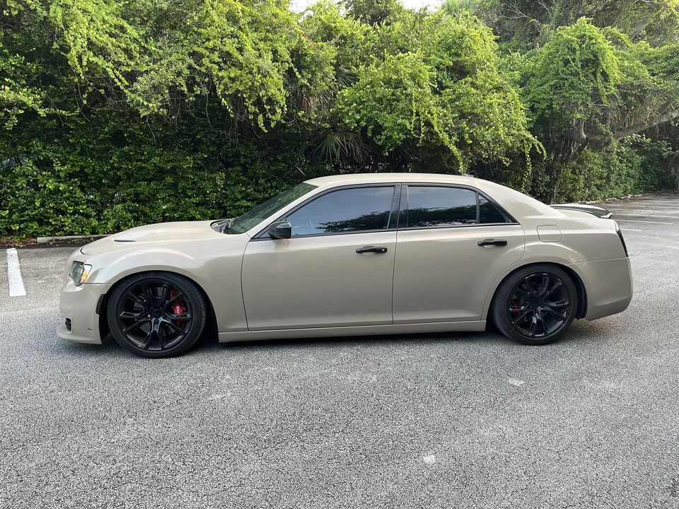 2012 Chrysler 300 (2005-2023) - Image 31 of 31