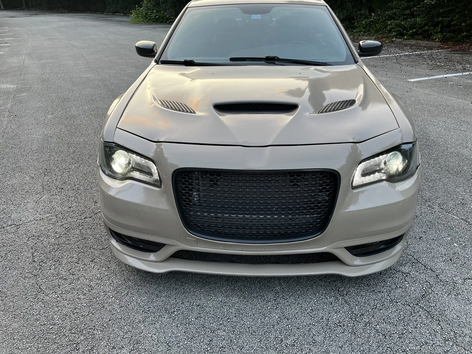 2012 Chrysler 300 (2005-2023) - Image 11 of 31