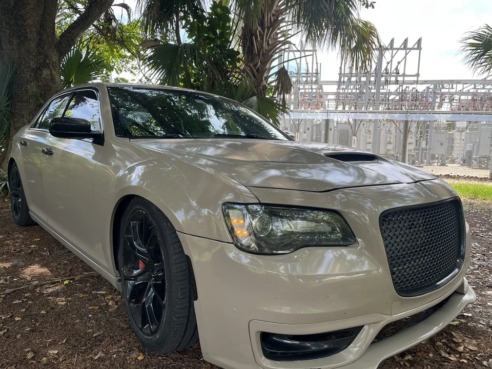 2012 Chrysler 300 (2005-2023) - Image 14 of 31