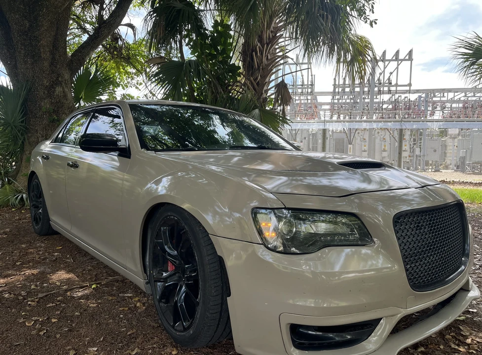 2012 Chrysler 300 (2005-2023) - Image 15 of 31