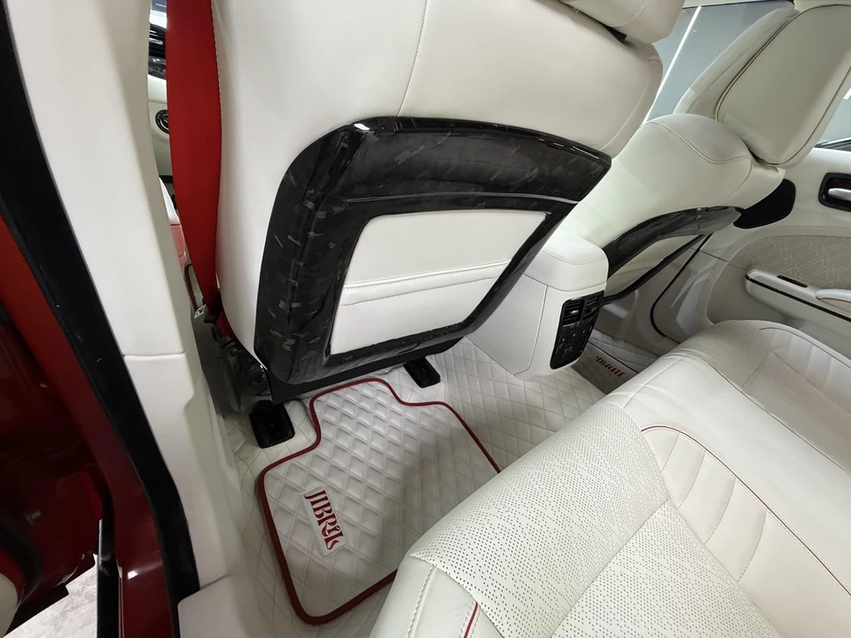 2015 Chrysler 300 (2005-2023) - Image 25 of 31