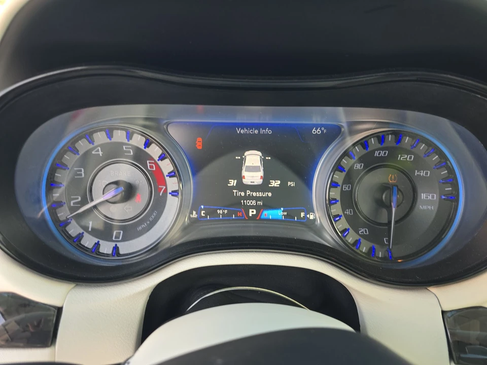 2015 Chrysler 300 (2005-2023) - Image 20 of 31