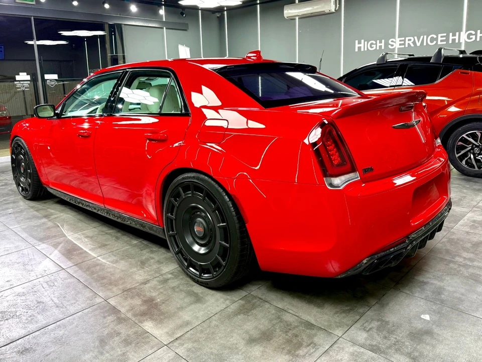 2015 Chrysler 300 (2005-2023) - Image 7 of 31