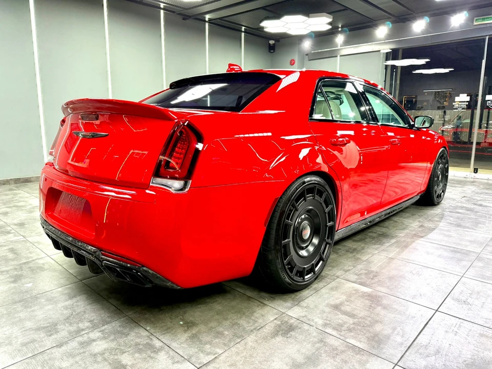 2015 Chrysler 300 (2005-2023) - Image 5 of 31