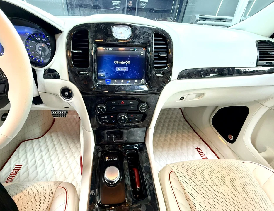 2015 Chrysler 300 (2005-2023) - Image 21 of 31