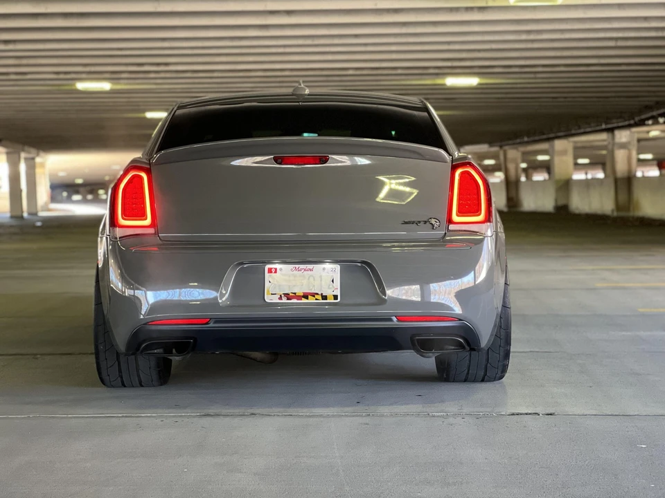 2017 Chrysler 300 (2005-2023) - Image 15 of 31