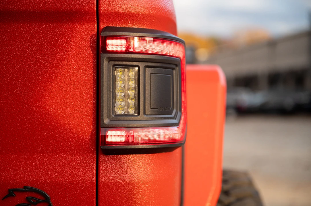 2020 Jeep JT Gladiator - Image 16 of 31