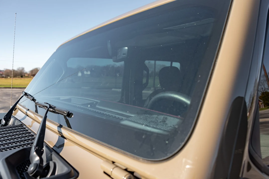 2020 Jeep JT Gladiator - Image 24 of 31