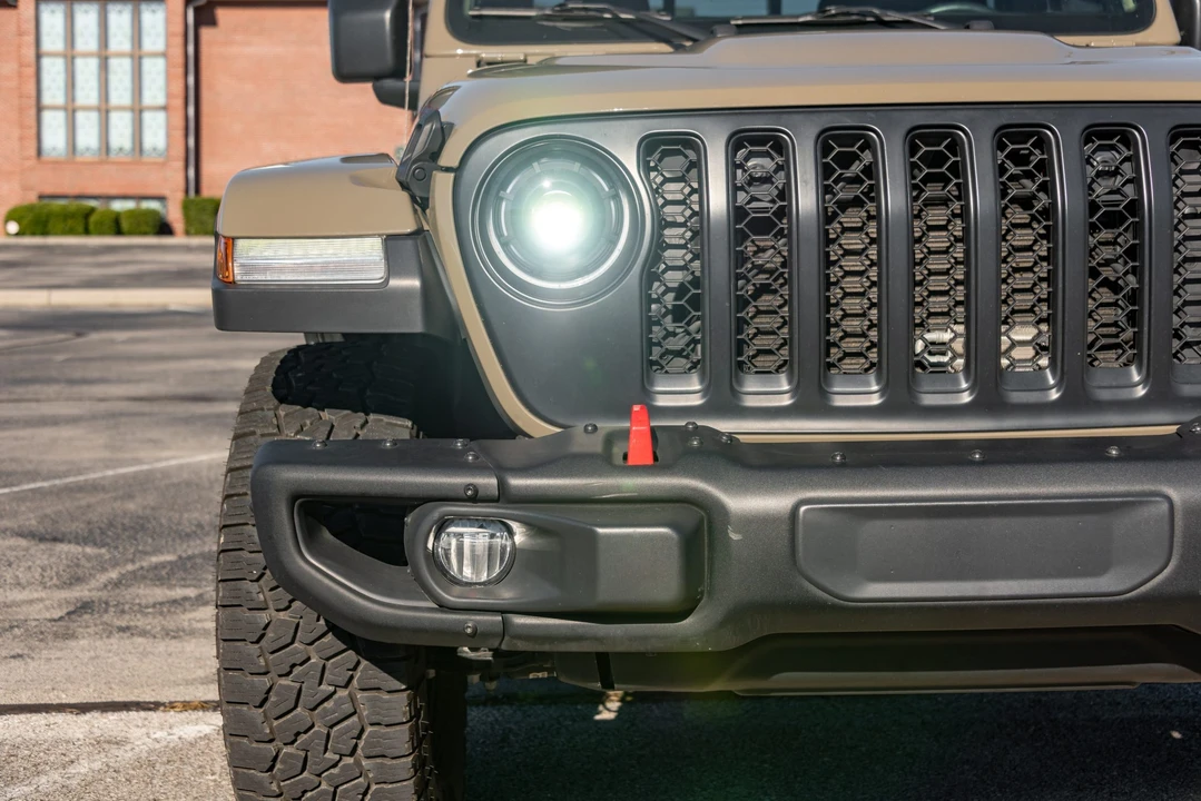 2020 Jeep JT Gladiator - Image 20 of 31