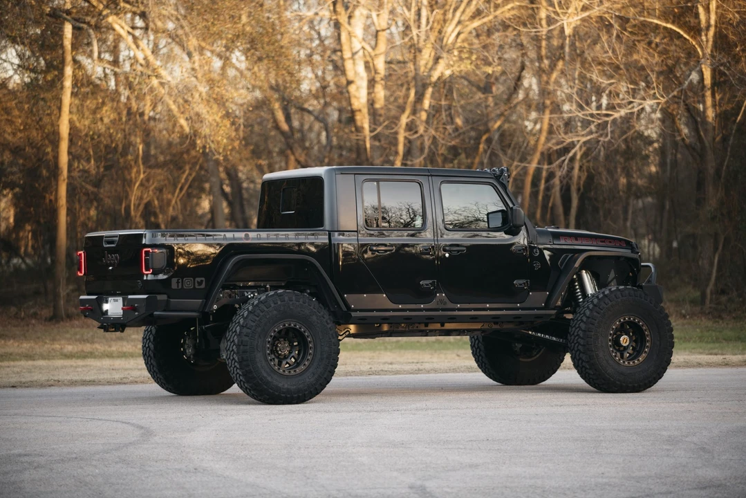 2020 Jeep JT Gladiator - Image 11 of 31